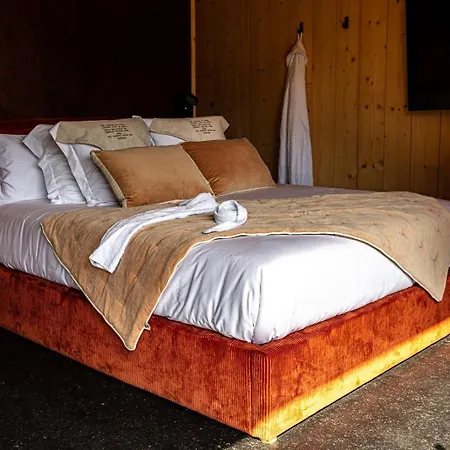 D'exception Avec Jacuzzi Prive I Montlucon I Auvergne Apartament *